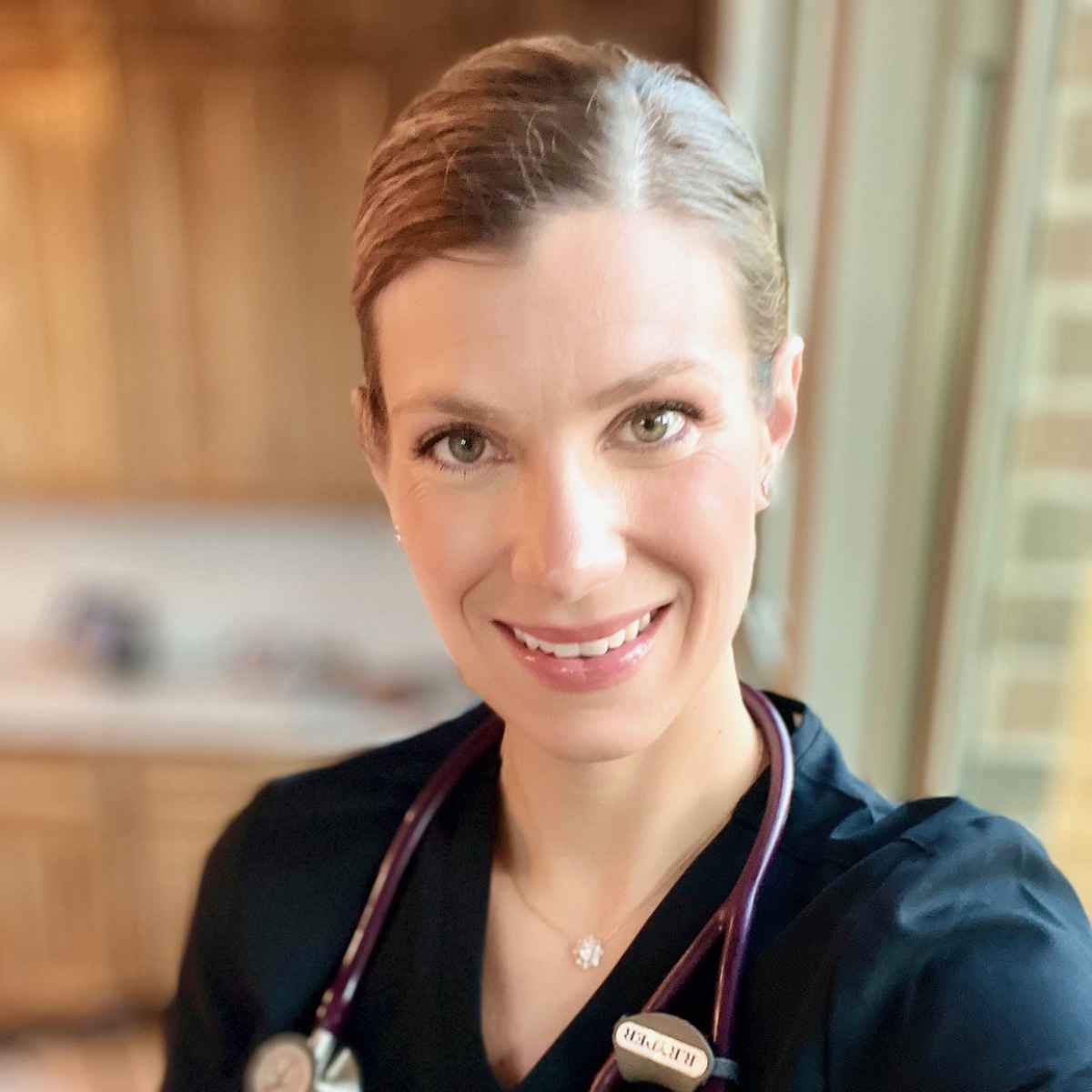 Profile picture of Roisin Ryder, DVM, Veterinarian