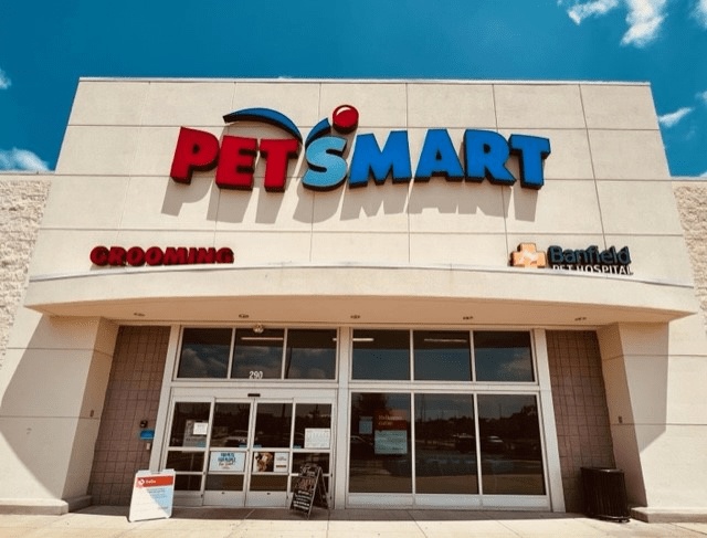 The exterior of the Slidell hospital