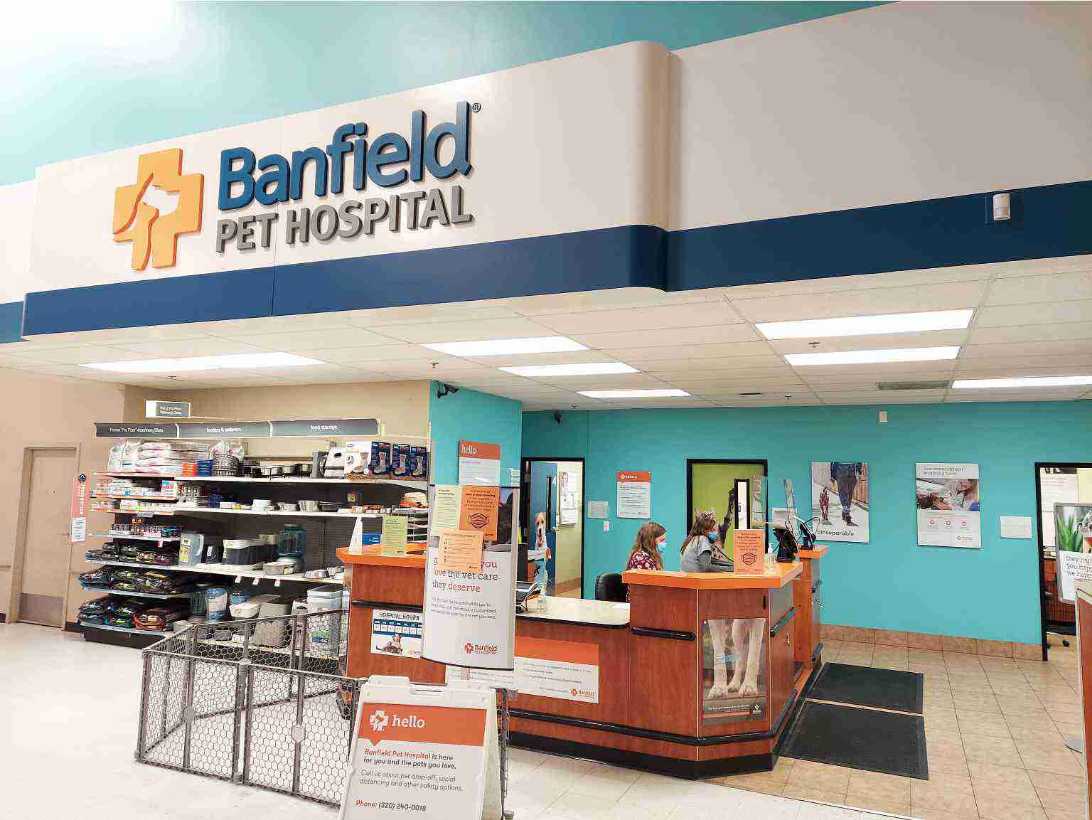 The lobby of the Banfield Pet Hospital