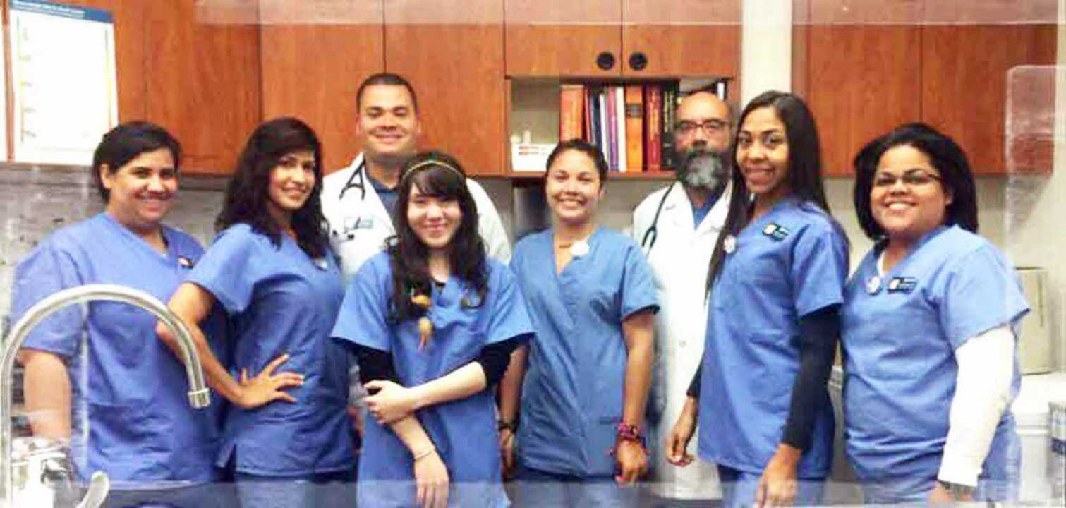A group of Banfield Associates at the Banfield Pet Hospital, Plaza Centro Caguas, Puerto Rico